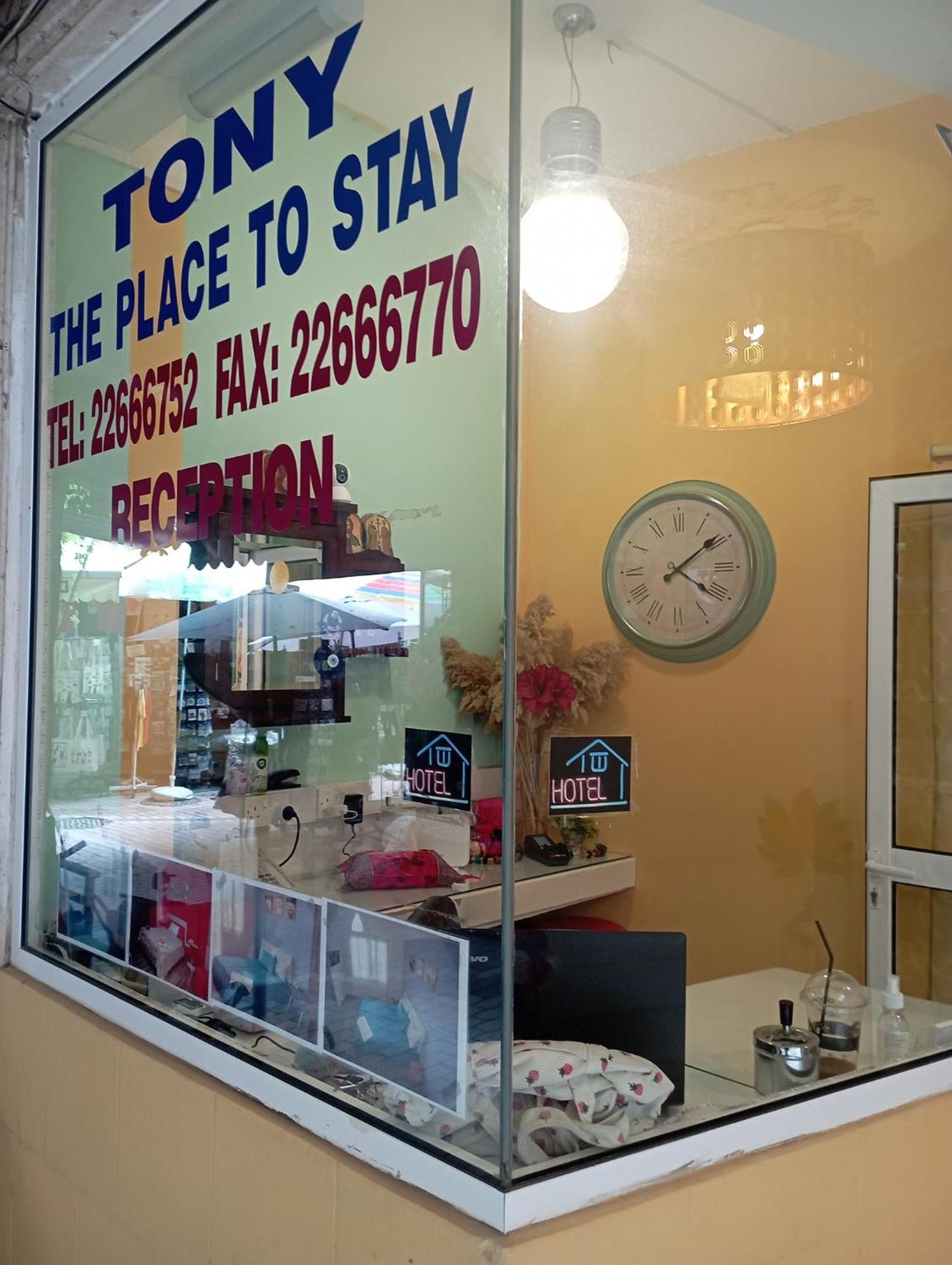 The Tony Hotel Nicosia Buitenkant foto
